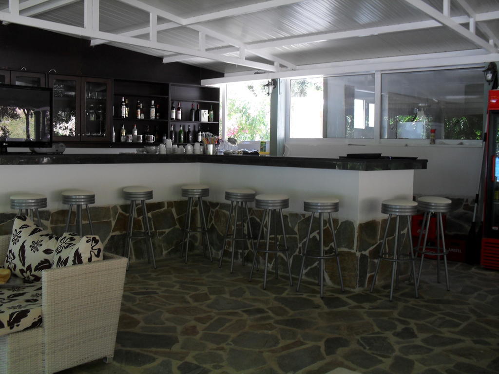 V&C Paradise Apartments Rodhákinon Luaran gambar