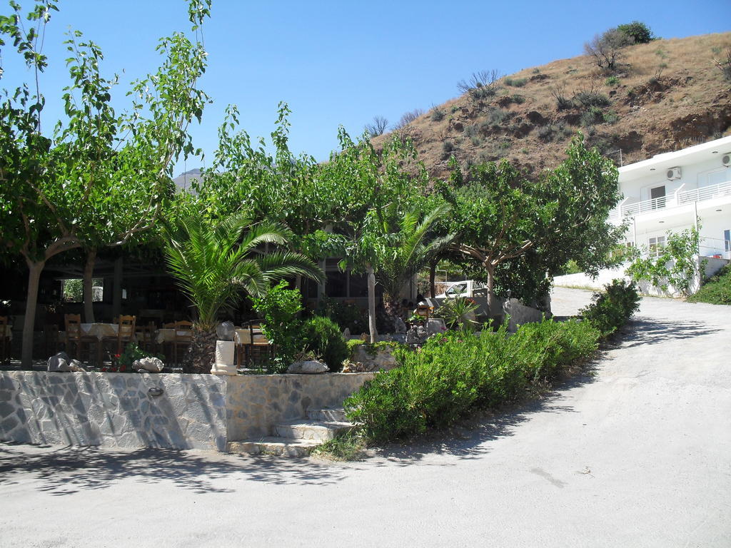 V&C Paradise Apartments Rodhákinon Luaran gambar