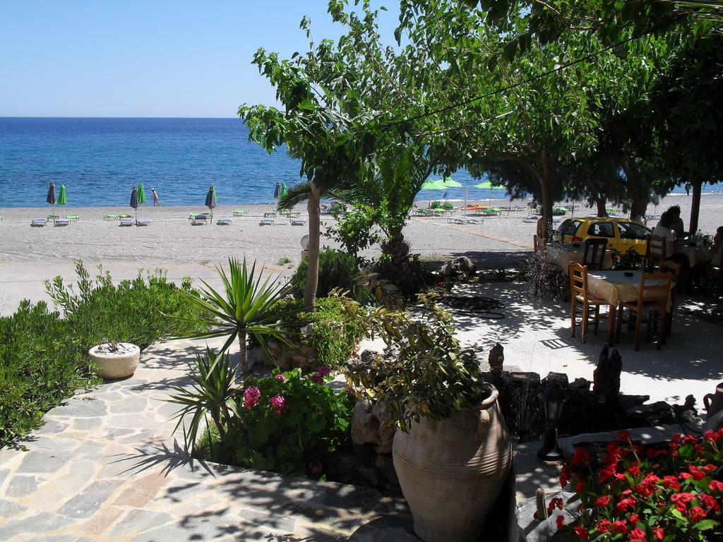 V&C Paradise Apartments Rodhákinon Luaran gambar